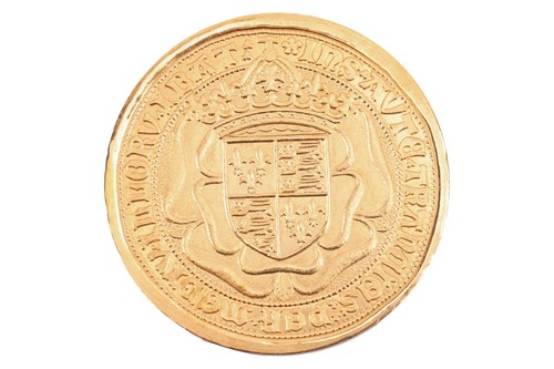 Lot 52 - A Henry VII Replica Gold Sovereign, 9ct gold,...