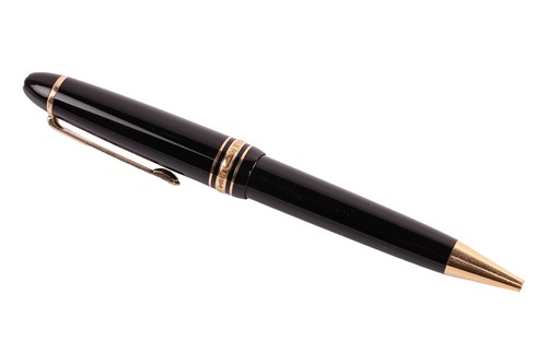 Lot 35 - Montblanc - a Meisterstück LeGrand Ballpoint...