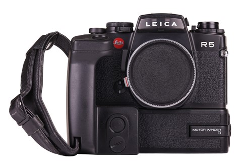 Lot A Leica R5 camera body, black, 1988, serial...