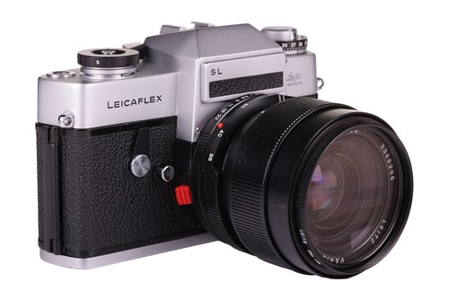 Lot 144 - A Leica Leicaflex SL SLR Camera Outfit, late...