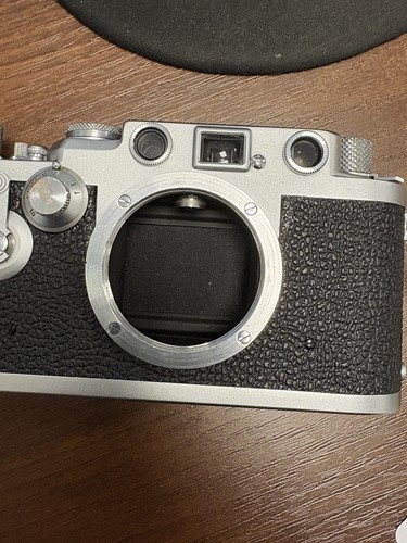 Lot 140 - An Ernest Leitz Wetzlar Leica IIIf 35mm...
