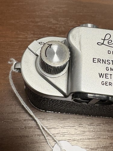Lot 140 - An Ernest Leitz Wetzlar Leica IIIf 35mm...