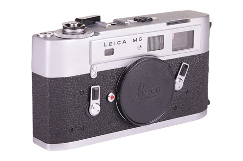 Lot A Leitz Wetzlar Leica M5 Rangefinder Camera...