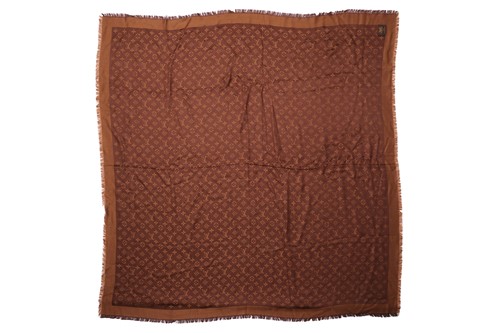 Lot 11 - Louis Vuitton - a large reverse dots denim...