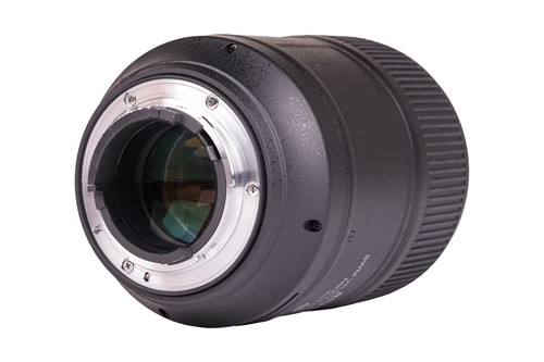 Lot 160 - A Nikon AF-S Micro Nikkor 105 mm f/2 8 G IF-ED...