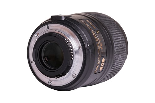 Lot 146 - A Nikon AF-S Micro Nikkor Lens 60mm f/2.8G ED,...