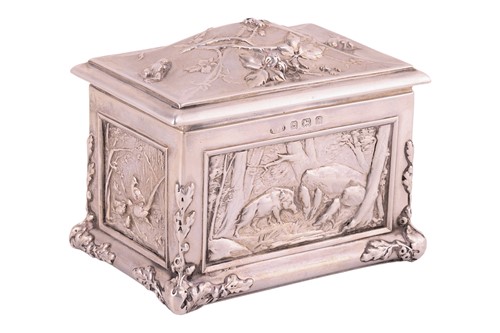 Lot 324 - An Arts and Crafts silver casket, by Albert...