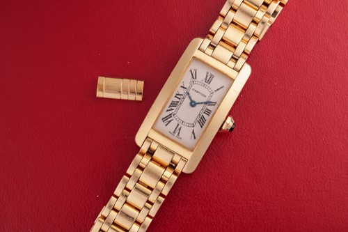 Lot 265 - Cartier Tank Americaine Model: W26015K2...