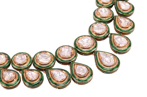 Lot 212 - An Indian diamond-set fringe necklace and...