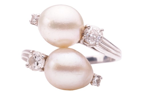 Lot 117 - Gübelin - a cultured pearl and diamond...