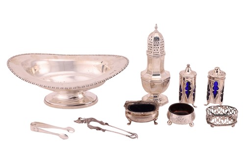 Lot 323 - A mixed collection of silver items; to include...