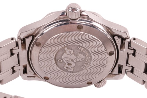 Lot 287 - Omega Seamaster Professional Diver 300m...