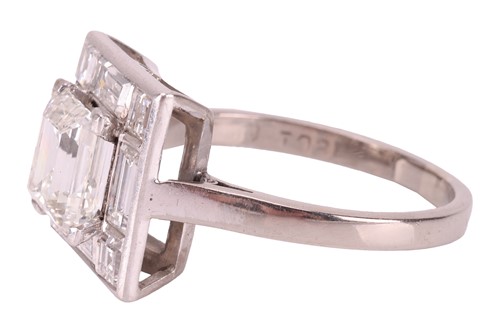 Lot 227 - A diamond square cluster ring, with...