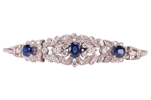 Lot 124 - A sapphire and diamond bracelet, centred with...