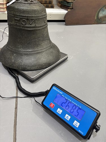 Lot 156 - A 17th century bronze church bell, maker...