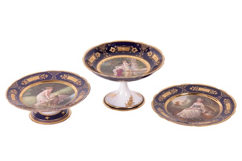 Lot 117 - A Vienna porcelain cabinet tazza and low...