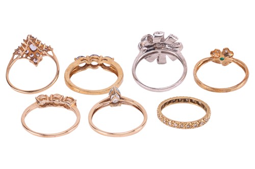 Lot 39 - A collection of seven gem-set rings; to...