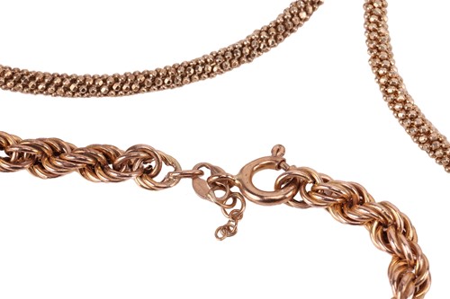 Lot 22 - A group of 9ct gold, yellow metal and...