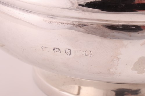 Lot 87 - A George III twin-handled circular bowl with...