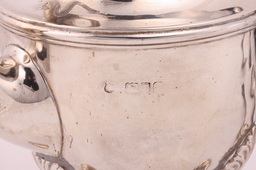 Lot 109 - A 20th-century circular silver pierced cake...