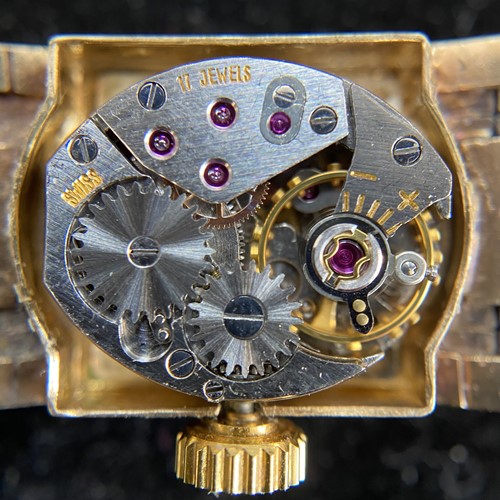 Lot 284 - Jean Renet 9ct Gold Wrist Watch Reference: 2F...