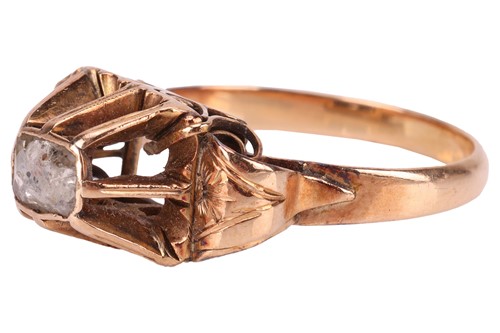 Lot 61 - A diamond-set ring, with an old-cut diamond of...