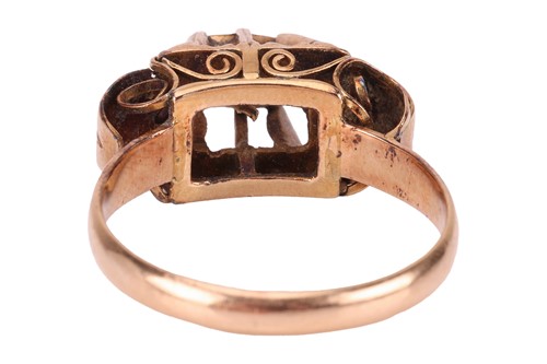 Lot 61 - A diamond-set ring, with an old-cut diamond of...