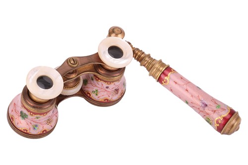 Lot 114 - A pair of 20th century opera glasses, with...