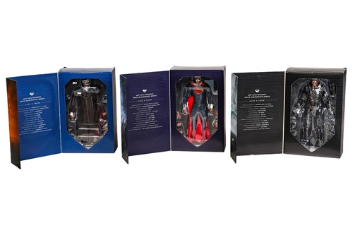 Lot 113 - Superman: a Hot Toys Superman 1:6 scale figure,...