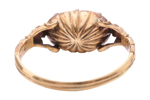 Lot 38 - A Georgian diamond solitaire ring, featuring...