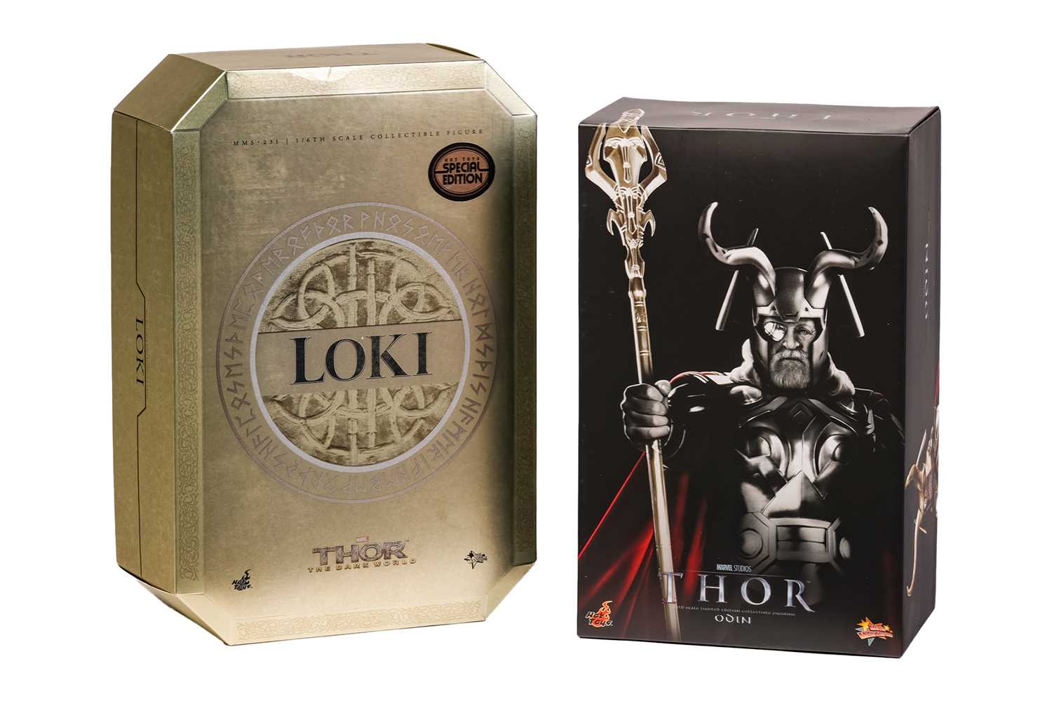 Lot 93 - A Thor Hot Toys Odin 1:6 Figure Set, MMS148,...