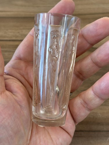 Lot 222 - Rene Lalique (French, 1860-1945), a Gobelet...
