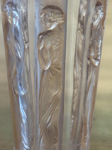 Lot 222 - Rene Lalique (French, 1860-1945), a Gobelet...