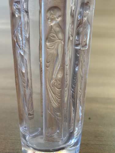 Lot 222 - Rene Lalique (French, 1860-1945), a Gobelet...