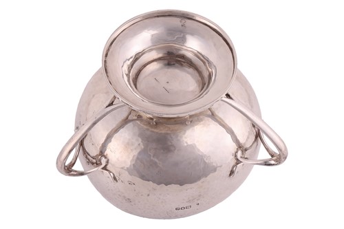 Lot 358 - An Arts and Crafts silver bowl by Wakely &...