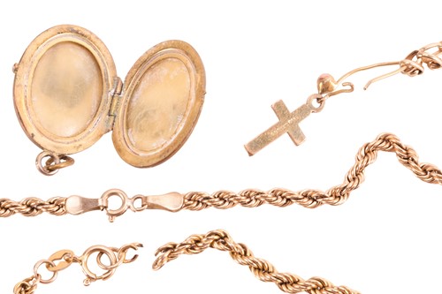 Lot 34 - A mixed lot of jewellery items including two...