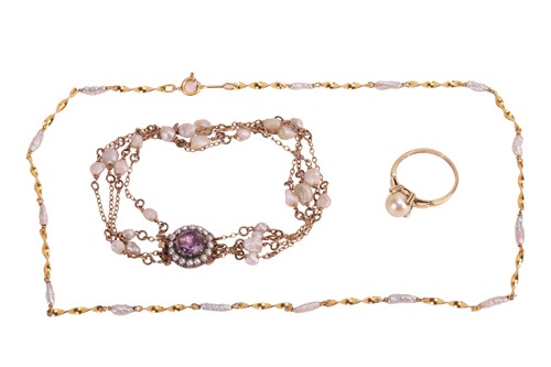 Lot 60 - A small collection of pearl-set jewellery...