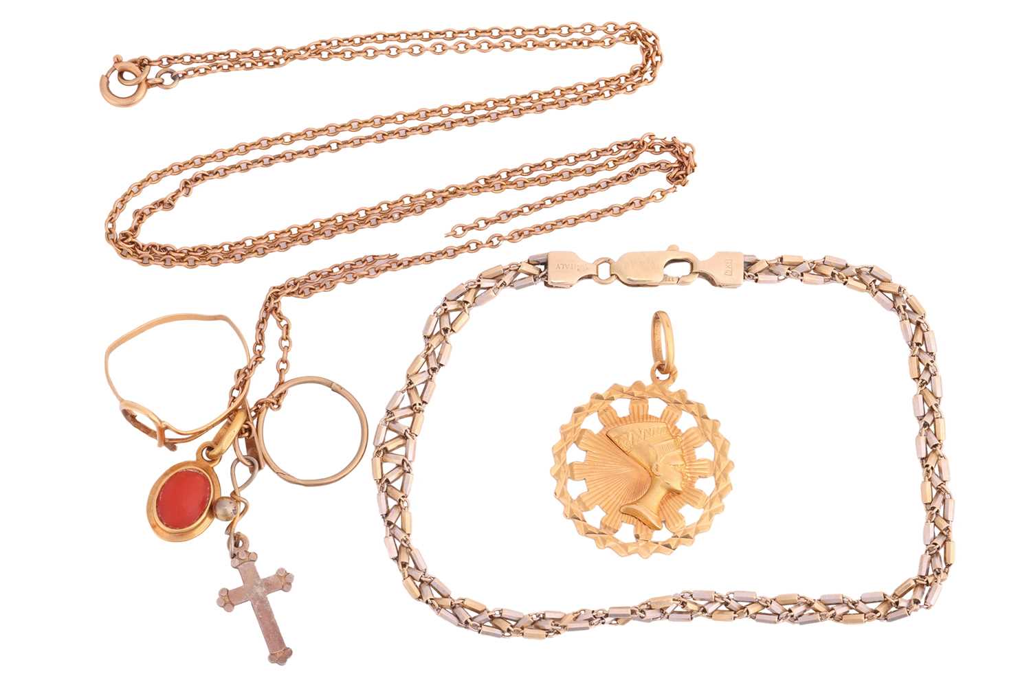 Lot 57 - A mixed collection of jewellery items...