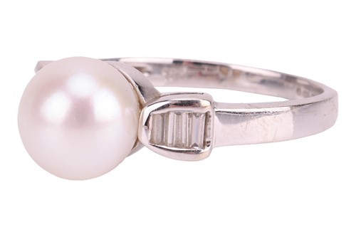 Lot 17 - A cultured pearl and diamond dress ring in...
