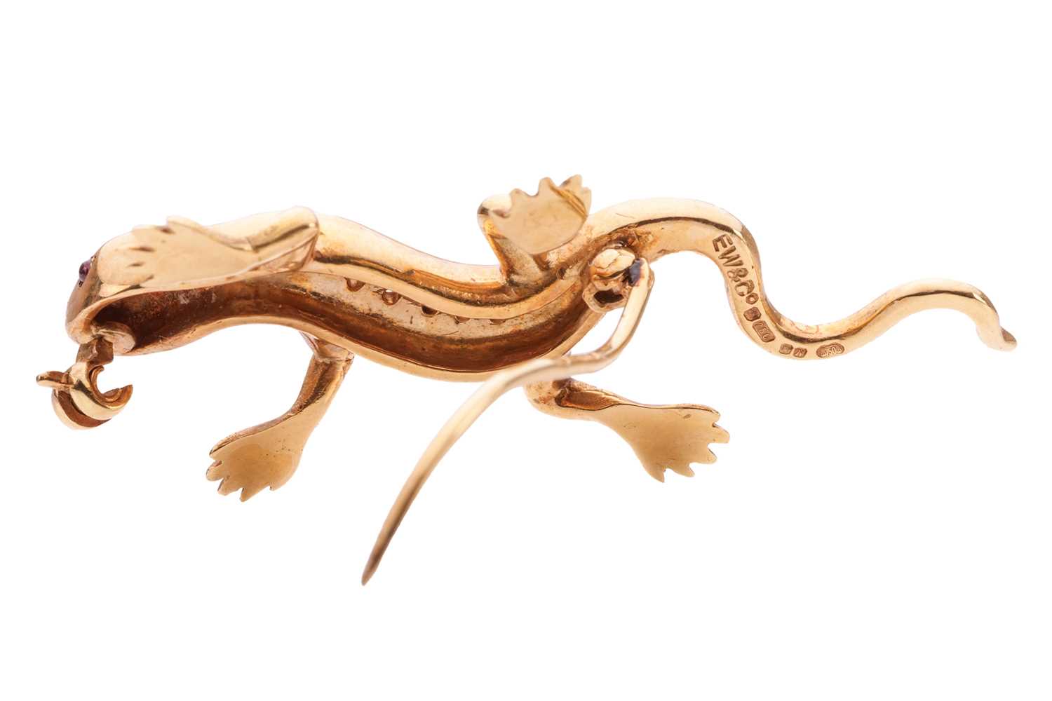 Lot 49 - A gem-set lizard brooch in 18ct yellow gold,
