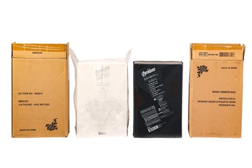 Lot 24 - A Hot Toys Sideshow Exclusive Marvel Avengers '...