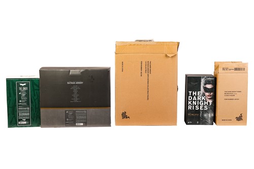 Lot 31 - A Batman Dark Knight Hot Toys 'Batman Armory...