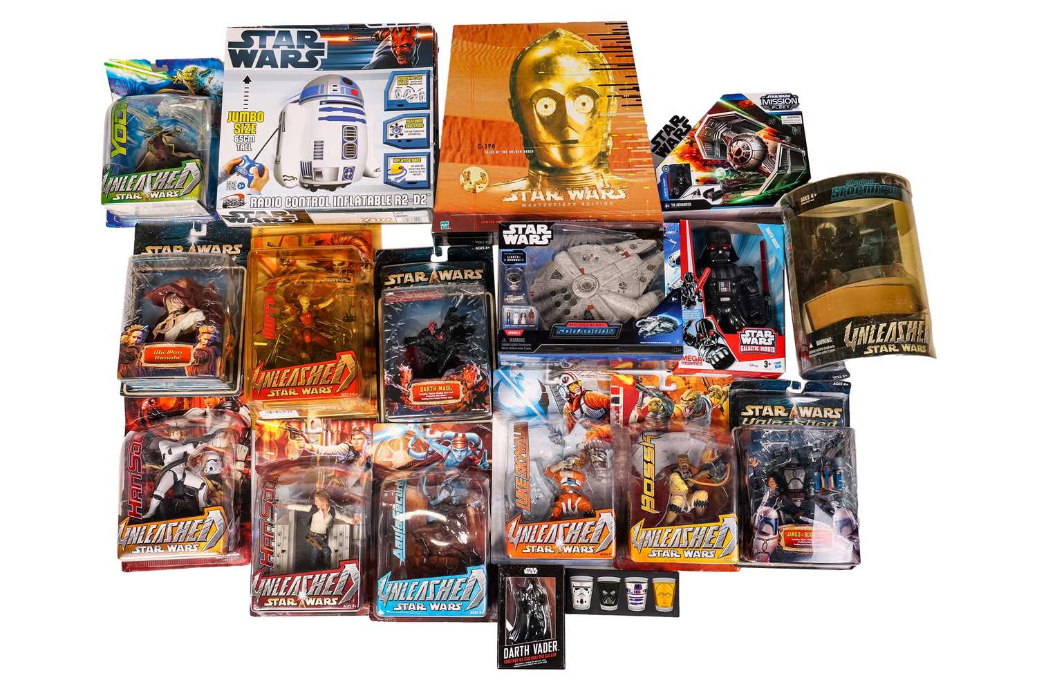 Lot 71 - A large collection of Star Wars collectible...