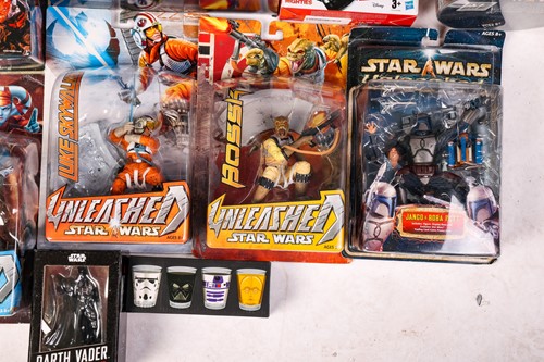 Lot 71 - A large collection of Star Wars collectible...