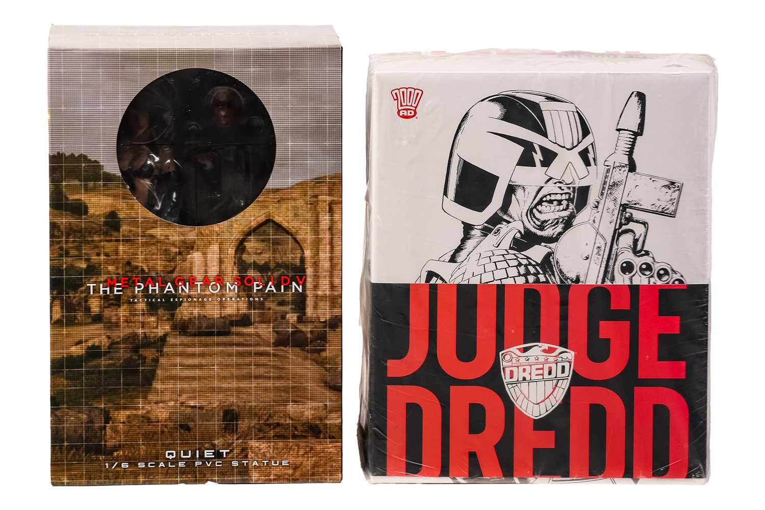 Lot 80 - A Judge Dredd 1:6 scale collectible figure,...