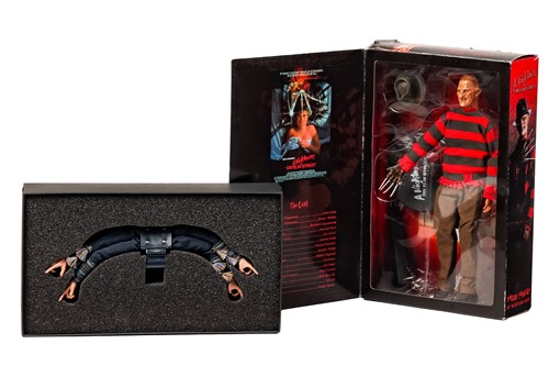 Lot 82 - A Ljn 'V' Enemy Vistor Action Figure #4500,...