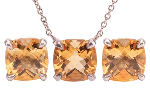 Lot 89 - Tiffany- a matching set of gem-set jewellery;...