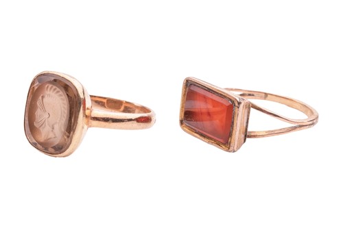 Lot 154 - Two seal rings; The first an intaglio ring...