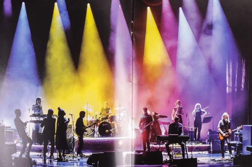 Lot 95 - Bryan Ferry: Signed Tour 2017 concert...