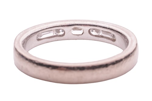 Lot 109 - A diamond half-eternity ring, with an...